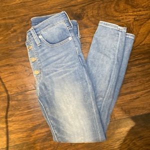 J Crew Factory High Waisted Button Fly Skinny Jeans Light Wash Size 27
